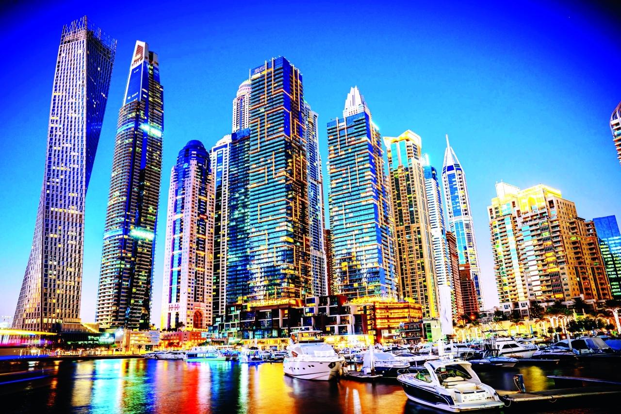 الإمارات نحو أعلى نمو اقتصادي منذ 2011